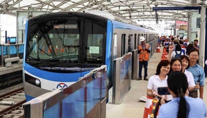 Nguyên nhân tàu Metro số 1 liên tục 'đứng hình' khi mưa lớn