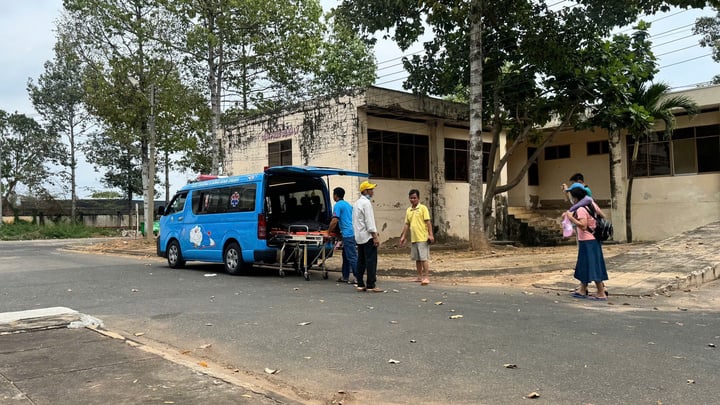 Đi du lịch với trường, nam sinh đuối nước ở biển Phan Thiết