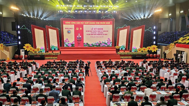 Quang cảnh lễ kỷ niệm. Ảnh: Nguyễn Hoàng