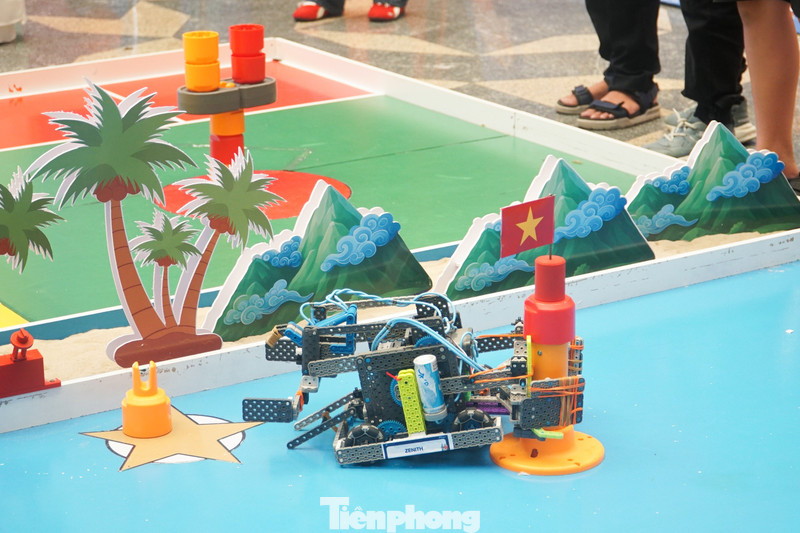 Hàng nghìn học sinh Đà Nẵng hào hứng trải nghiệm STEM, robotics
