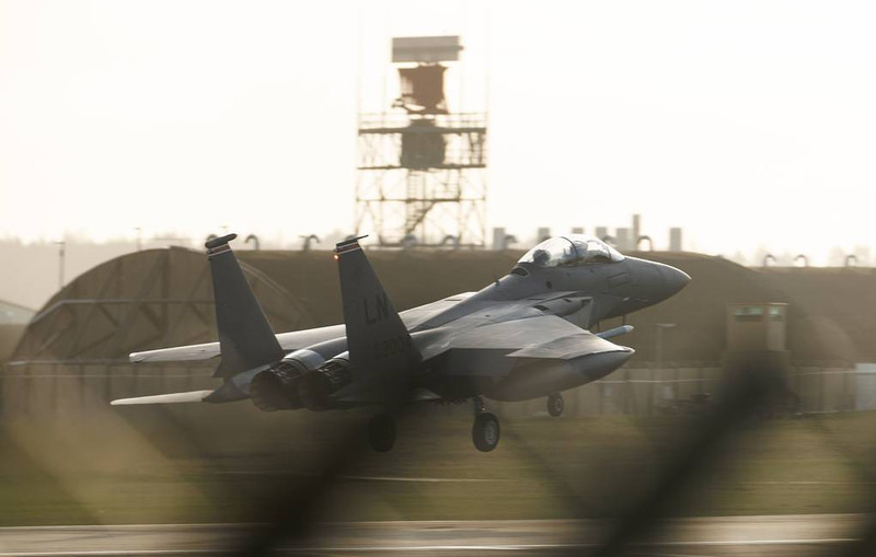 Không quân và tên lửa tầm xa là trọng tâm trong kế hoạch quân sự của Mỹ