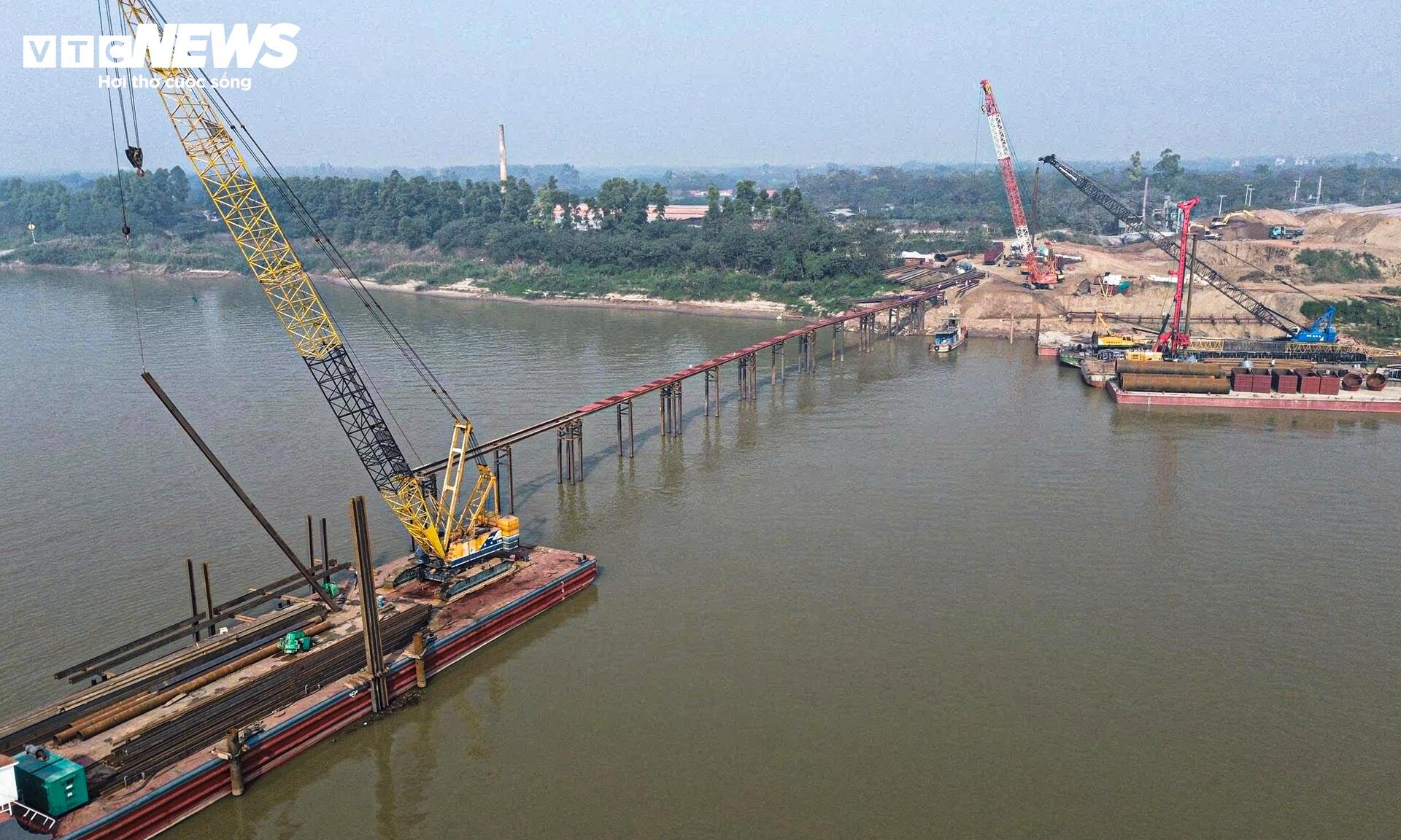 Cận cảnh công trường thi công cầu hơn 3.400 tỷ đồng nối Hà Nội - Phú Thọ - 9