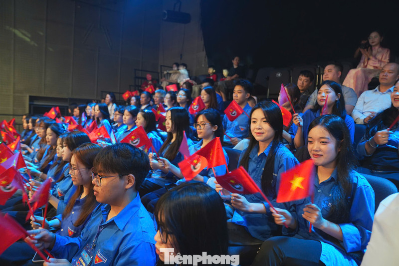 Những khoảnh khắc ấn tượng tại lễ trao giải thưởng Gương mặt trẻ Việt Nam tiêu biểu 2025