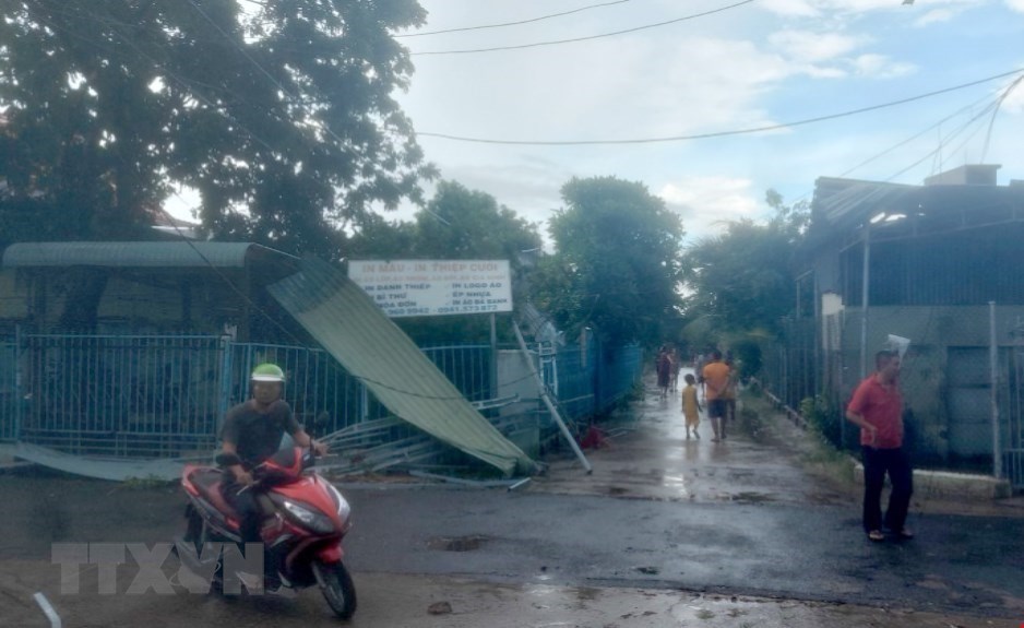 Bình Thuận: Mưa dông diện rộng, 1 người tử vong do sét đánh