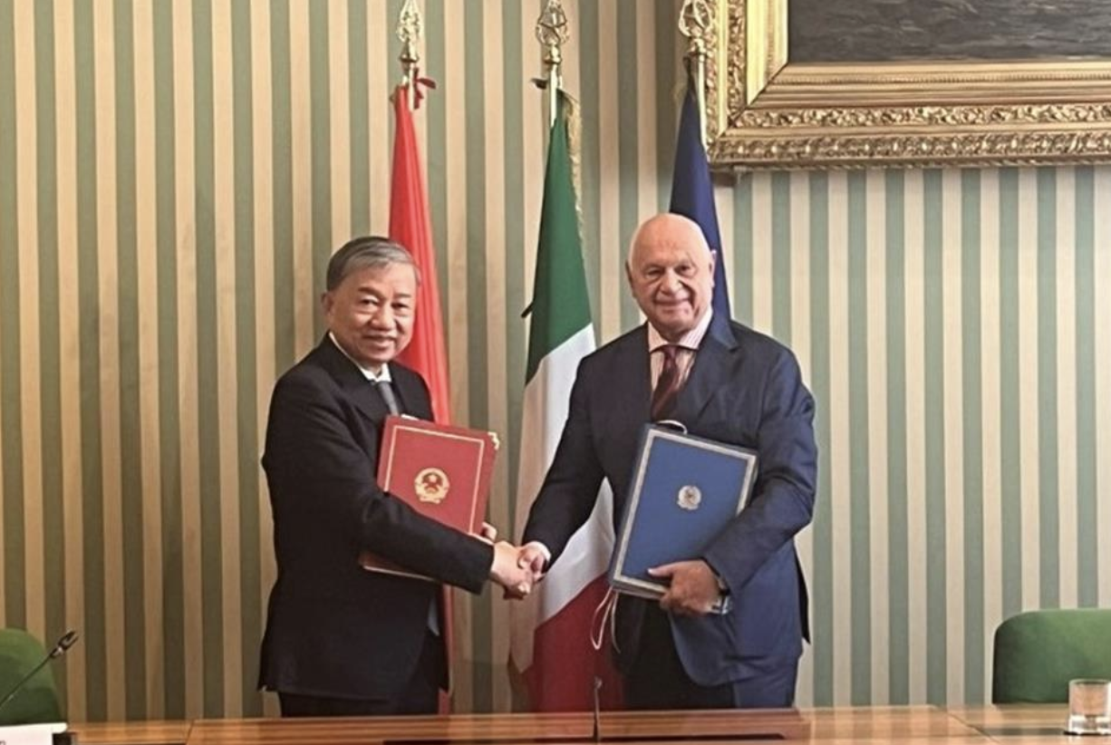 Việt Nam- Italia ký Hiệp định ‘Dẫn độ và Chuyển giao người bị kết án phạt tù’