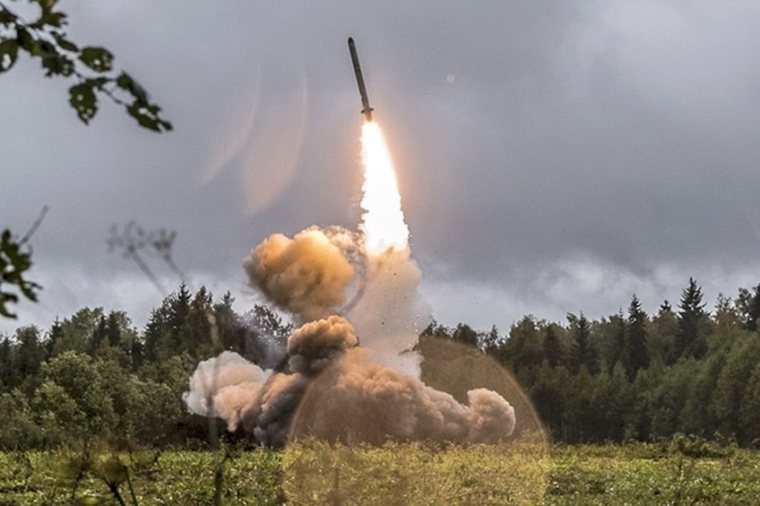 Xung đột Nga-Ukraine: Hứa tiếp tục đối thoại tìm giải pháp hoà bình, Moscow đặt điều kiện để rút vũ khí hạt nhân chiến thuật khỏi Belarus