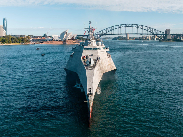 Hải quân Mỹ lần đầu biên chế chiến hạm tại nước ngoài