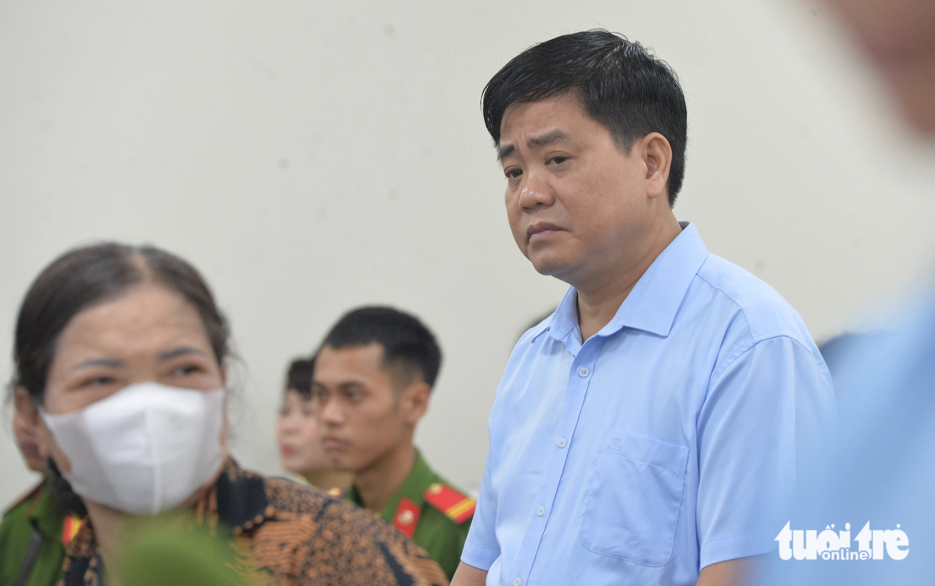 Ông Nguyễn Đức Chung lãnh 18 tháng tù trong vụ nâng khống giá cây xanh