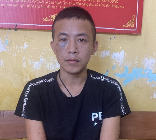 Đối tượng tâm thần ở Hà Nội chém trọng thương 3 người trong gia đình đối phương