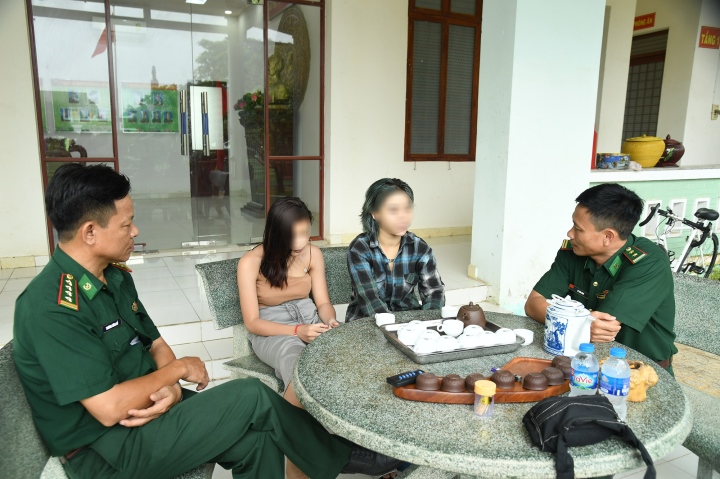 Bắt 6 kẻ trong đường dây bán người qua Campuchia, giải cứu được 2 cô gái