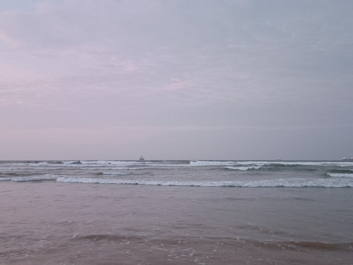 Tắm biển ở Quảng Ngãi, nam thanh niên mất tích