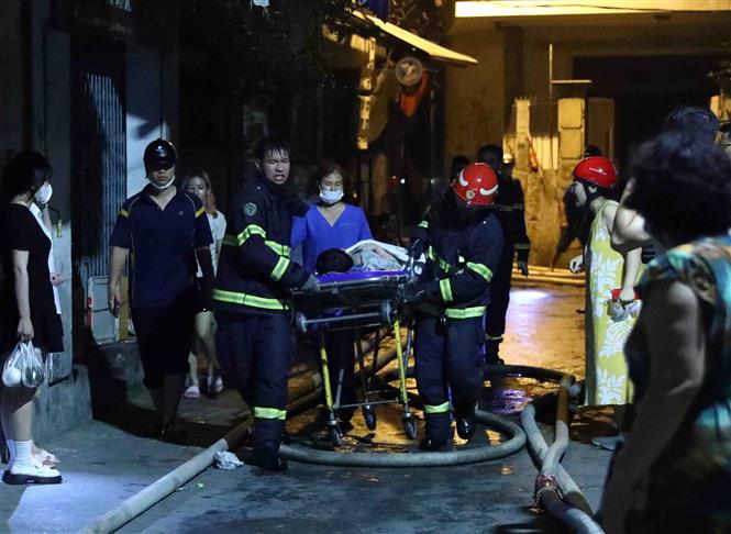 Vụ cháy chung cư mini ở Hà Nội: 150 người tham gia cứu nạn