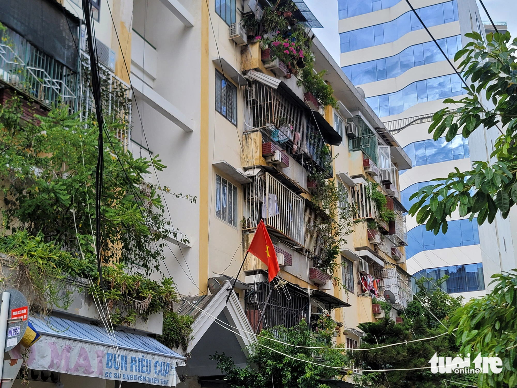 Dẹp ‘chuồng cọp’ trên chung cư ở Nha Trang: Cảnh sát PCCC nhìn nhận 'rất khó buộc cắt bỏ'