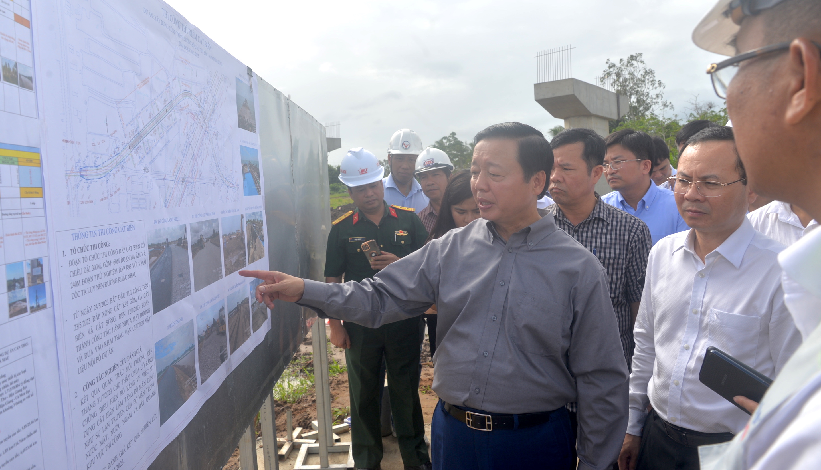 Phó thủ tướng Trần Hồng Hà: 'Không hút mãi cát dưới sông được'