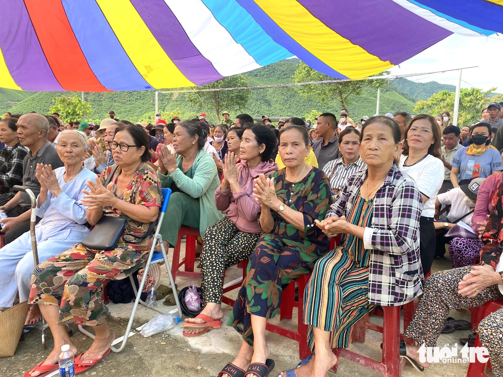 Vụ phụ huynh không cho con học trường mới: thẩm định lại điểm trường