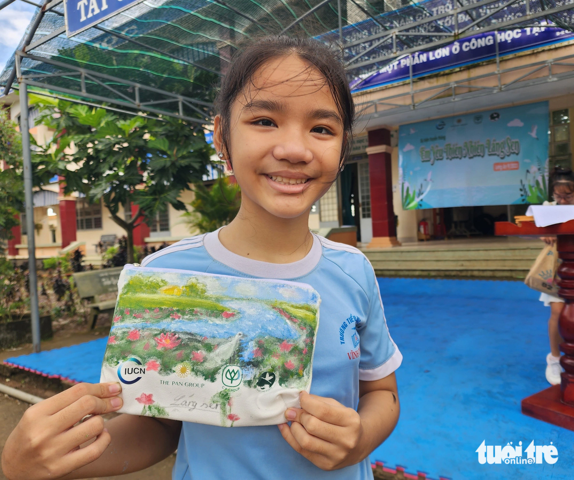 Hàng trăm học sinh Đồng Tháp Mười vẽ tranh về Ramsar Láng Sen