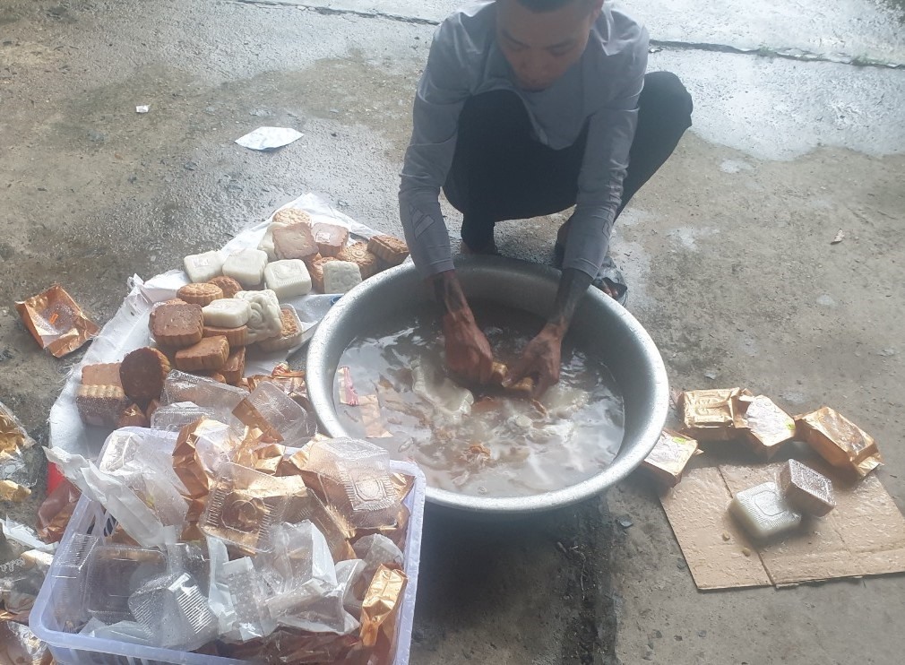 Phạt 8 triệu đồng người bán bánh trung thu không nguồn gốc ở Hải Dương