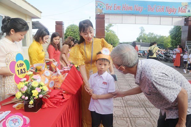 Chuẩn mực văn hóa học đường: Cần bắt đầu từ giáo viên