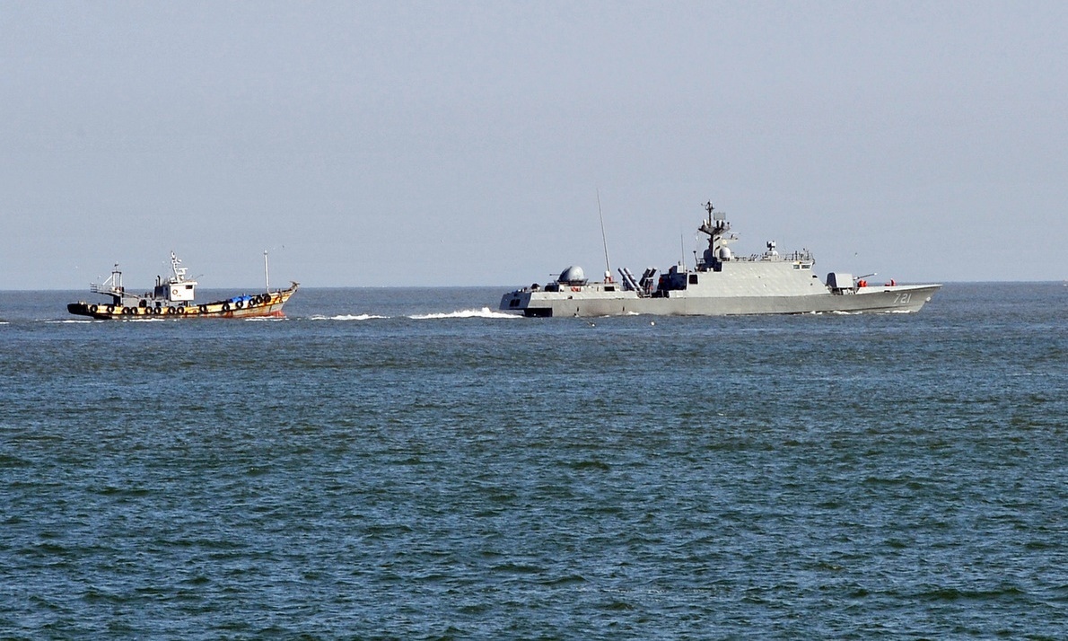 Hải quân Hàn Quốc giúp đỡ tàu Triều Tiên trôi dạt