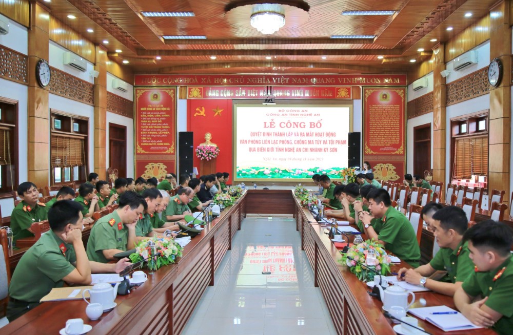 Ra mắt văn phòng liên lạc phòng, chống ma tuý và tội phạm qua biên giới giữa hai tỉnh Nghệ An và Xiêng Khoảng