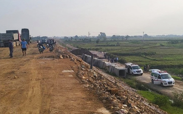 Nguyên nhân tai nạn khiến hai công nhân làm cao tốc tử vong