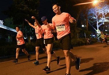 Quận Hoàn Kiếm đề nghị không tổ chức các giải chạy đêm