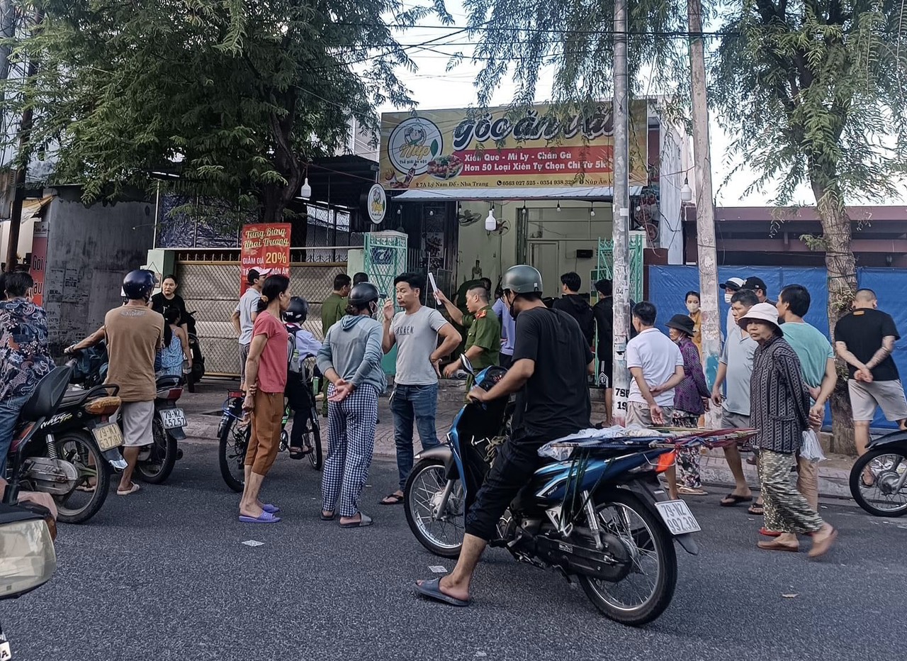 Chủ quán ăn vặt ở Nha Trang bất ngờ bị đâm tử vong