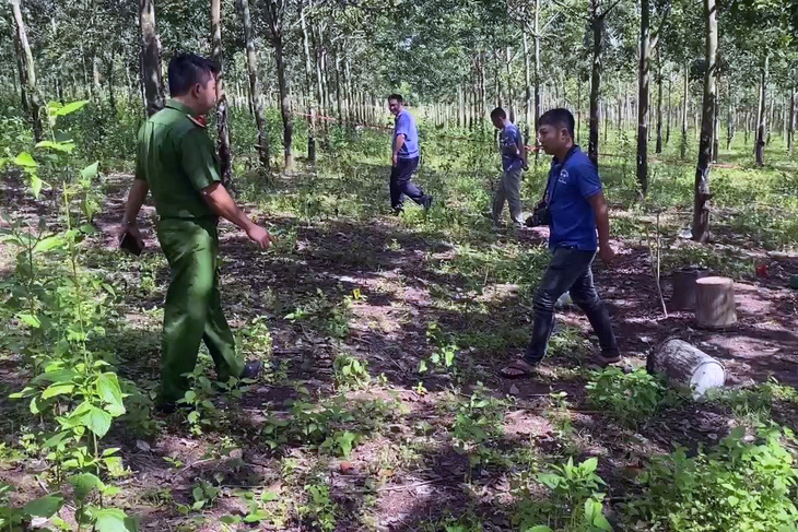 Mâu thuẫn trong vườn cao su, em ruột đánh chết anh trai