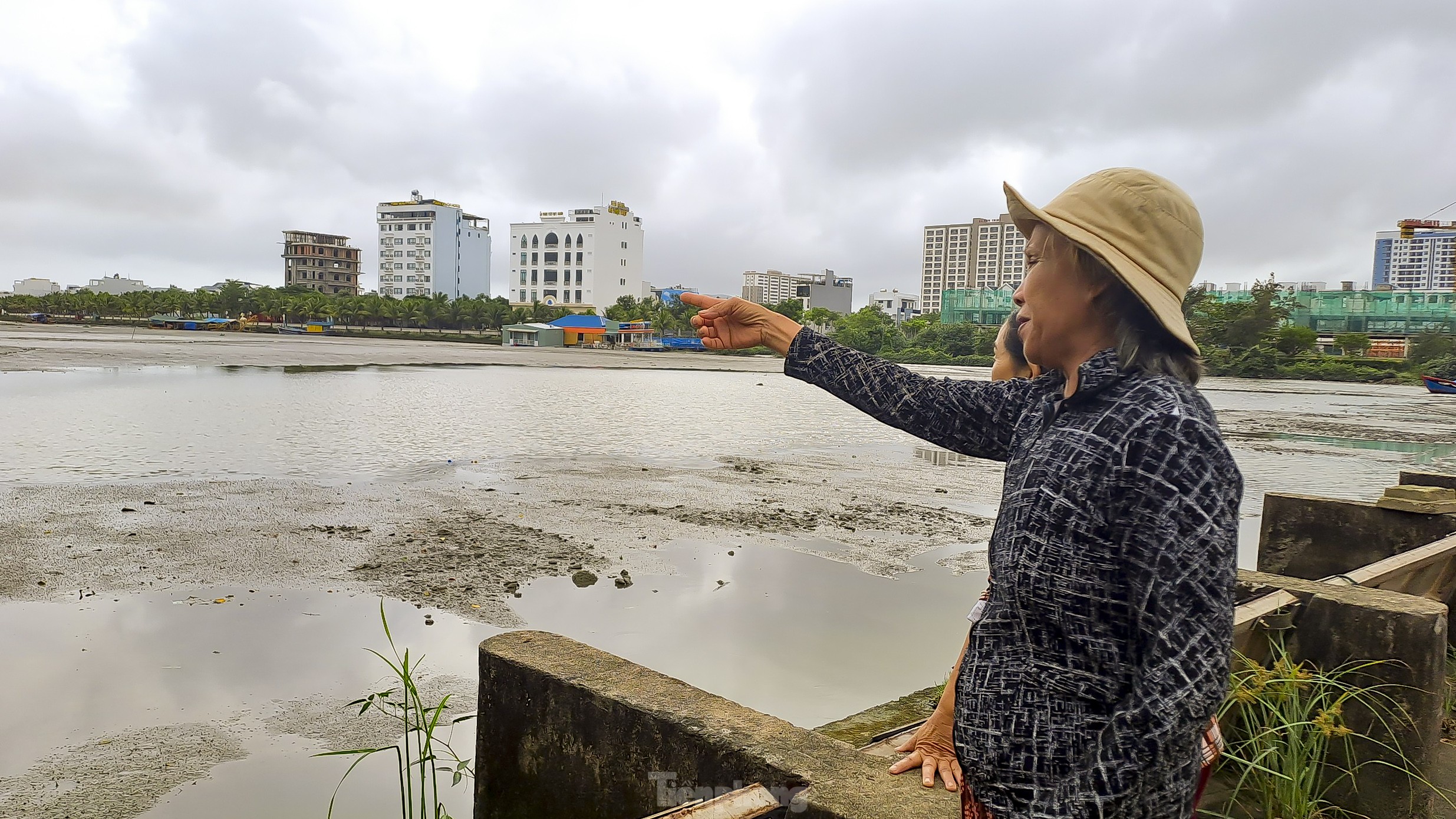 Sông bị bùn thải bủa vây: Bình Định yêu cầu khẩn trương nạo vét