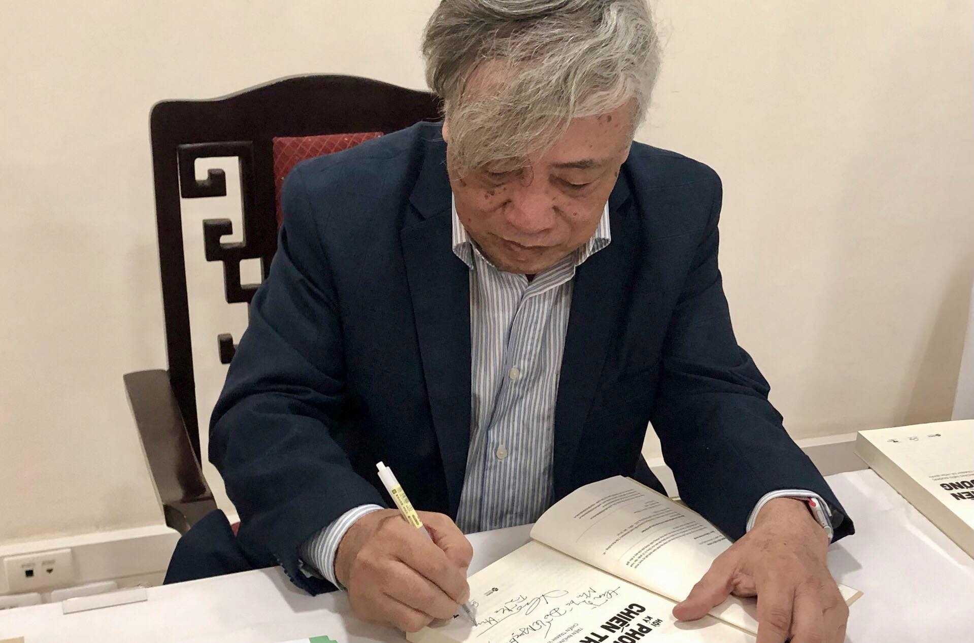 Hồi ký chiến trường của nhà báo Trần Mai Hưởng