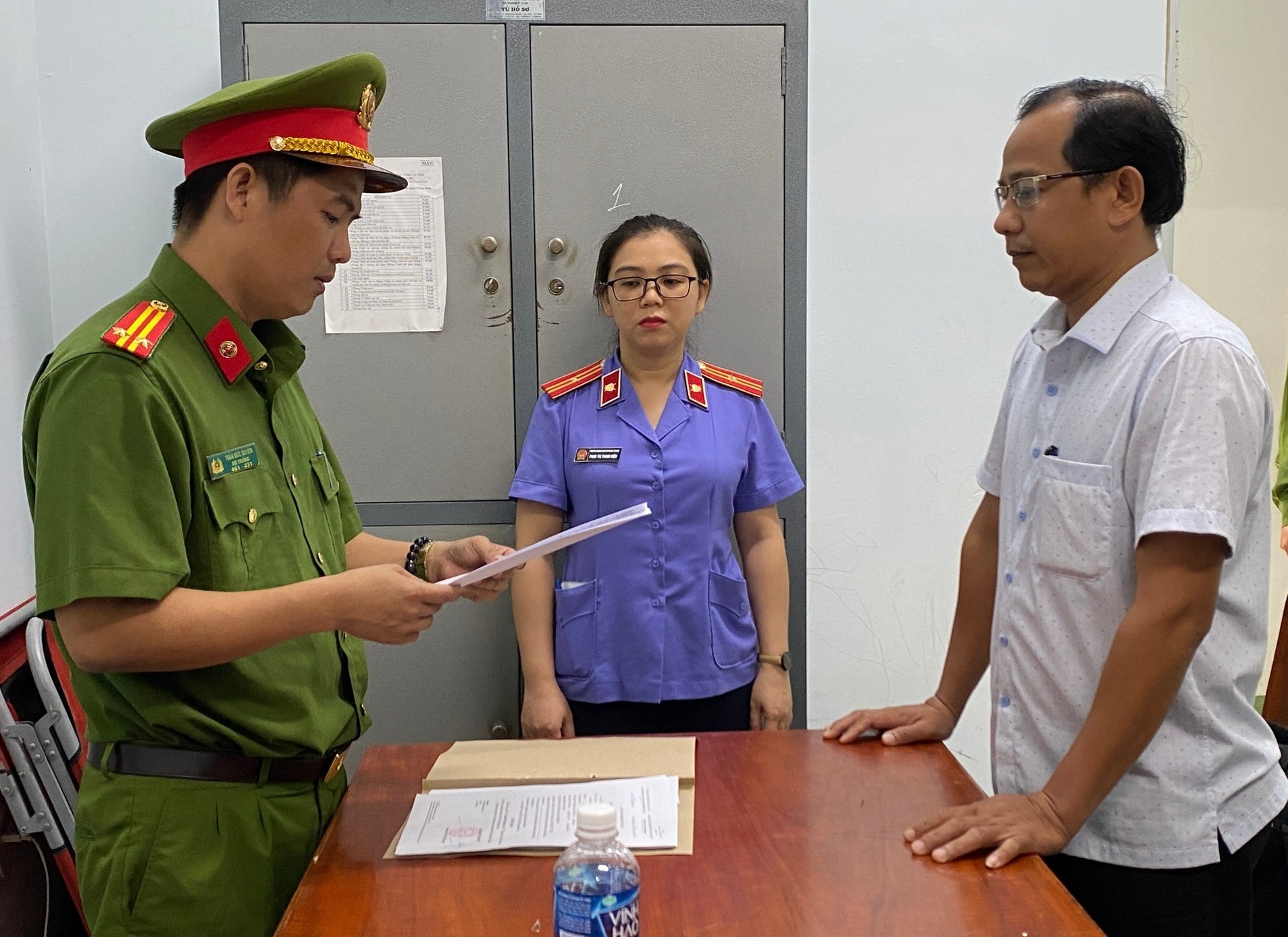 Khởi tố, bắt tạm giam 5 cán bộ ở Ninh Thuận