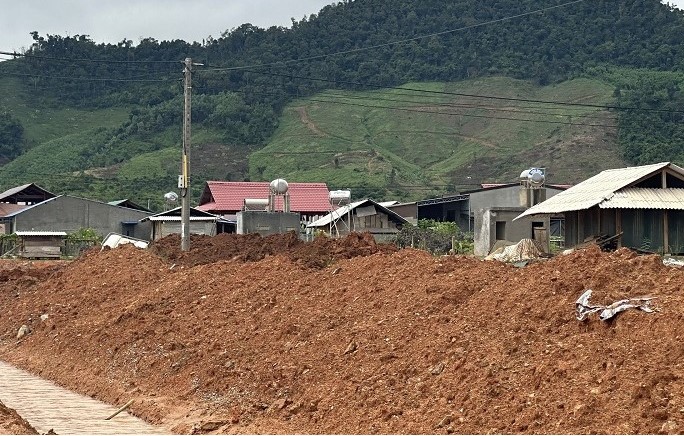 Hỗ trợ kiểu chữa cháy cho dân khu tái định cư dự án thủy lợi nghìn tỉ ở Đắk Lắk