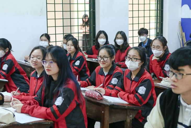 Bắc Giang cho học sinh nghỉ Tết từ 29 tháng chạp vì nghỉ sớm bố mẹ còn đi làm, không ai trông nom