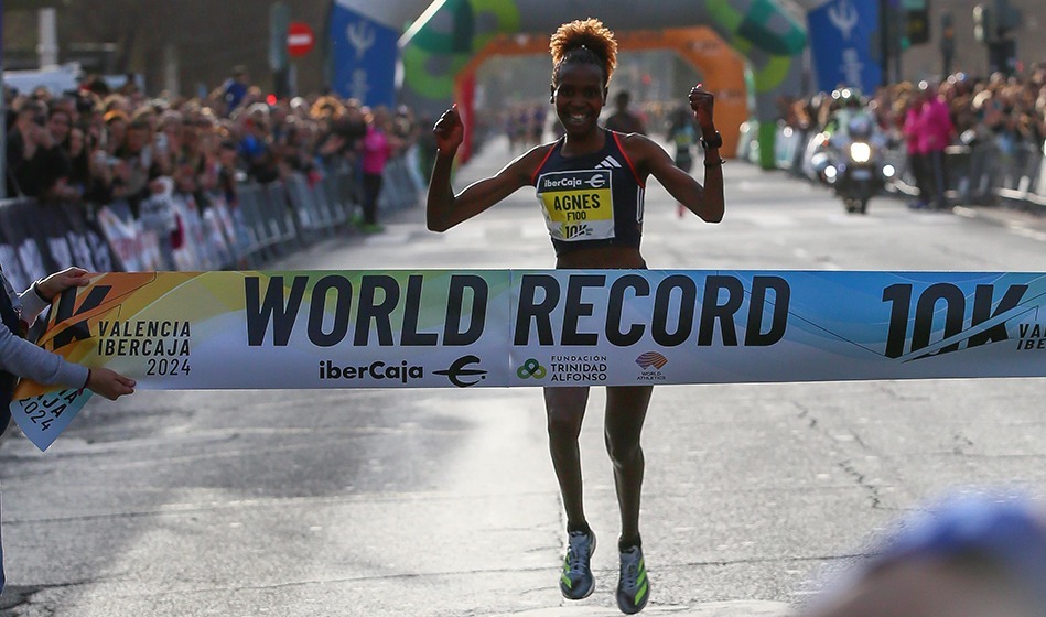 Runner Kenya phá kỷ lục 10km nữ