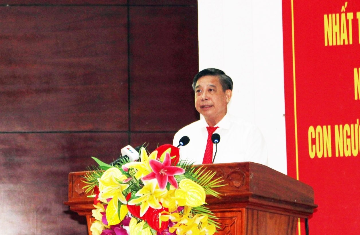 Báo Tiền Phong nhận Bằng khen của Chủ tịch UBND tỉnh Hậu Giang