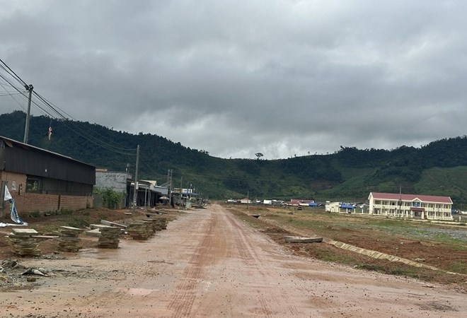 Yêu cầu xử lý dứt điểm việc dân rời khu tái định cư dự án thủy lợi nghìn tỉ ở Đắk Lắk