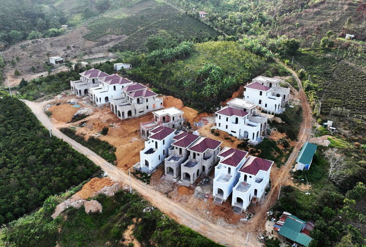 Thanh tra Bộ Xây dựng vào cuộc vụ xây không phép cụm 22 biệt thự ở Lâm Đồng