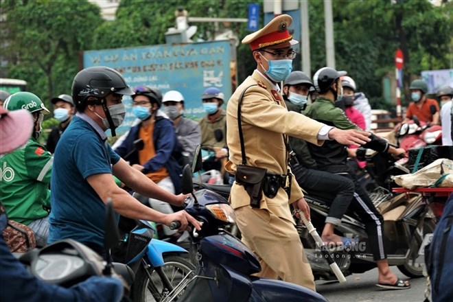 Hình thức xử lý người vi phạm giao thông không nộp phạt, bỏ lại xe