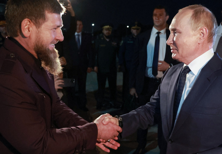 Ông Putin thăm Chechnya lần đầu tiên sau hơn 10 năm