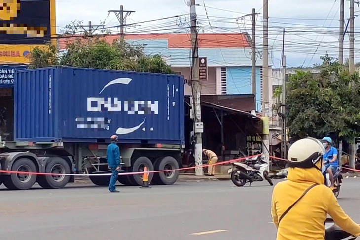 Tông chết 2 dì cháu, tài xế container bị tạm giữ