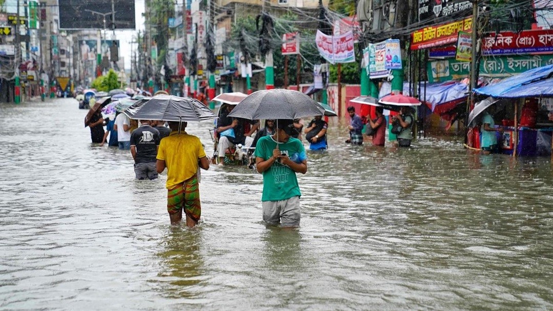 Lũ lụt nghiêm trọng tại Đông Bắc Ấn Độ và khu vực miền Đông Bangladesh