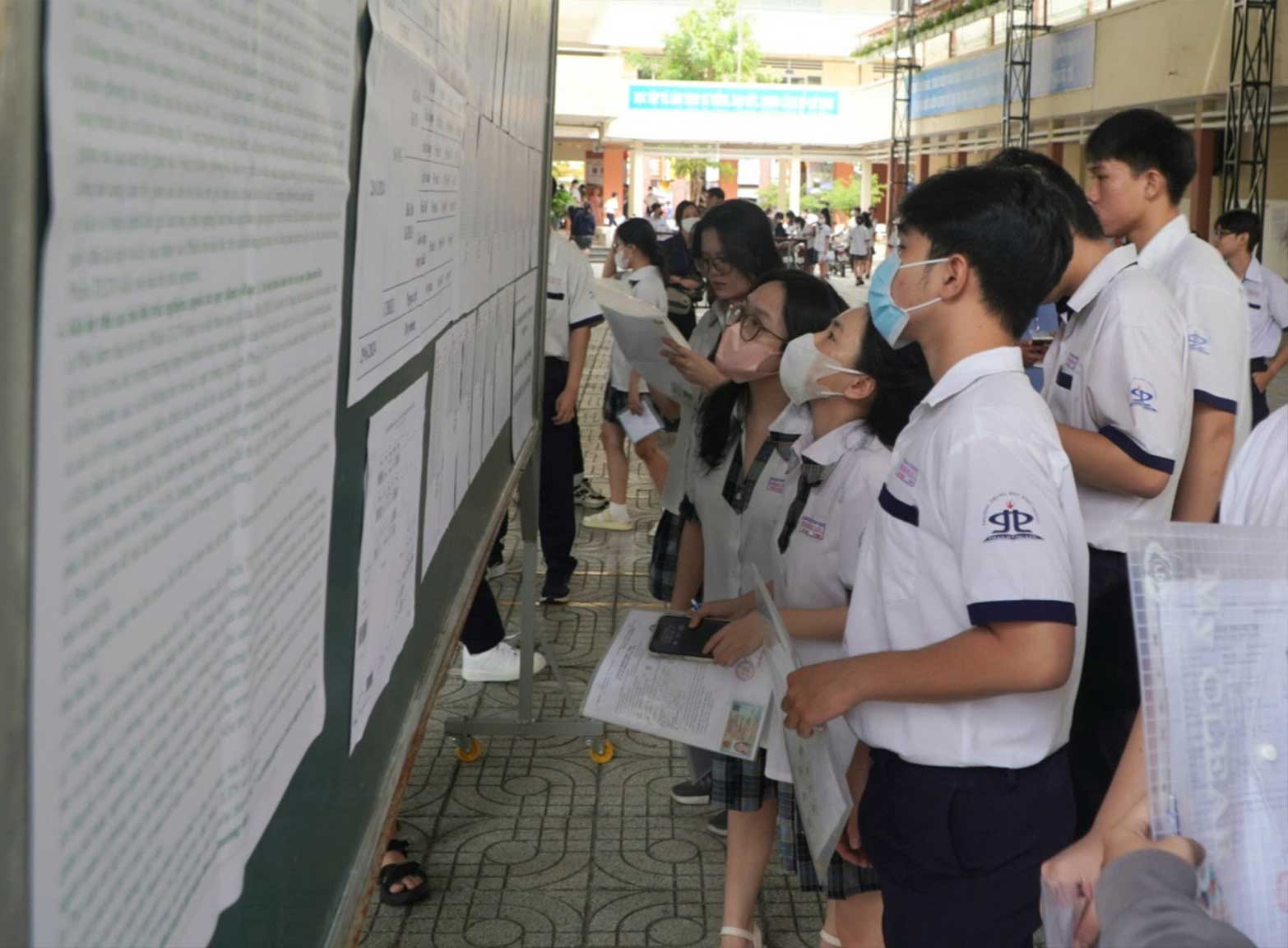 Ngành Truyền thông đa phương tiện có trường lấy gần 28 điểm