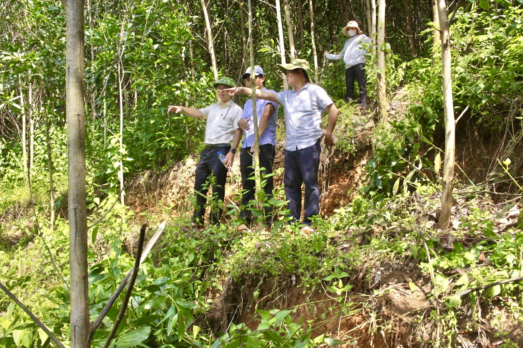 Sống thấp thỏm dưới chân núi Mang Kà Muồng