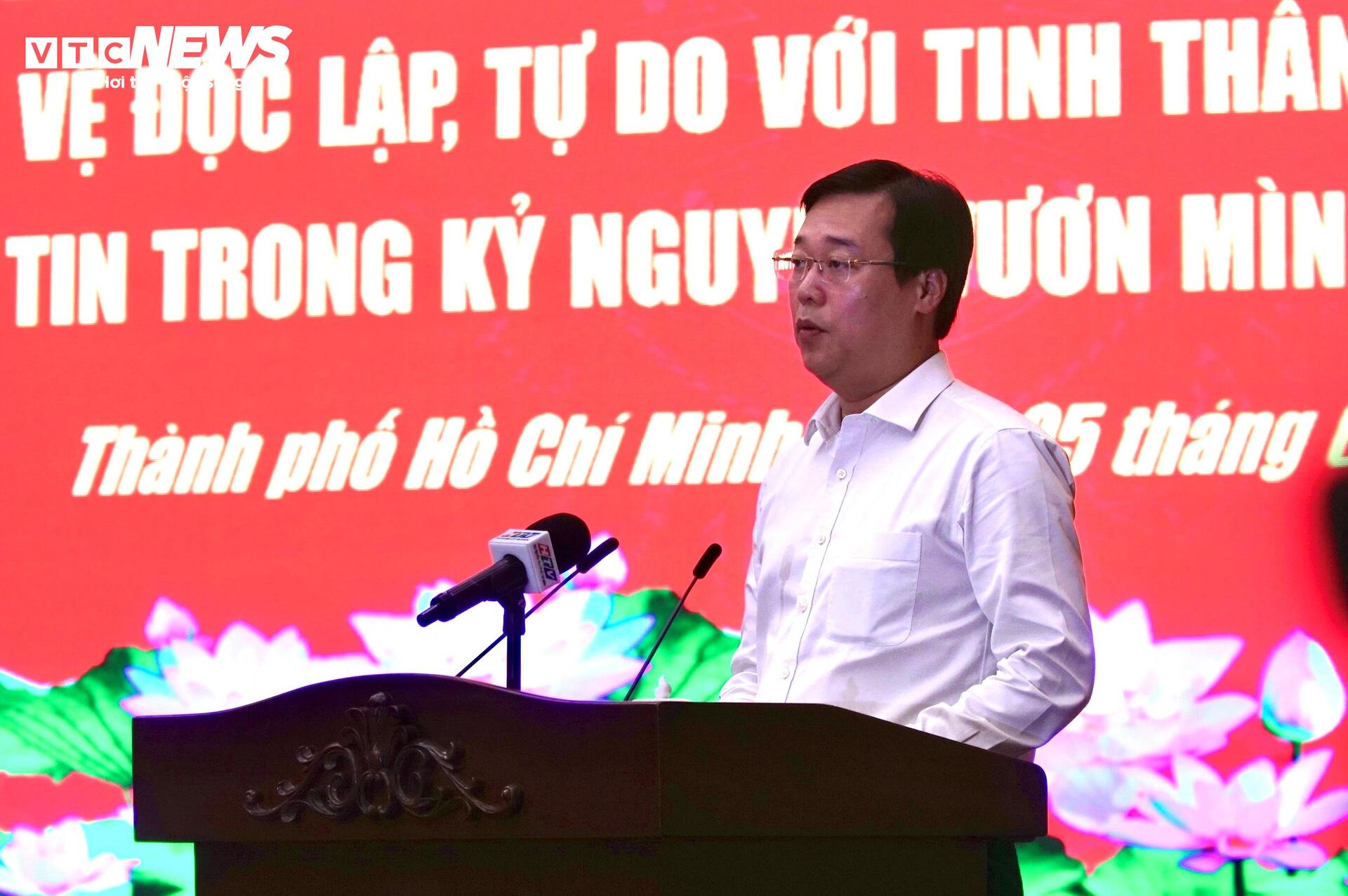 Hội thảo khoa học về hai lời kêu gọi của Chủ tịch Hồ Chí Minh - 2