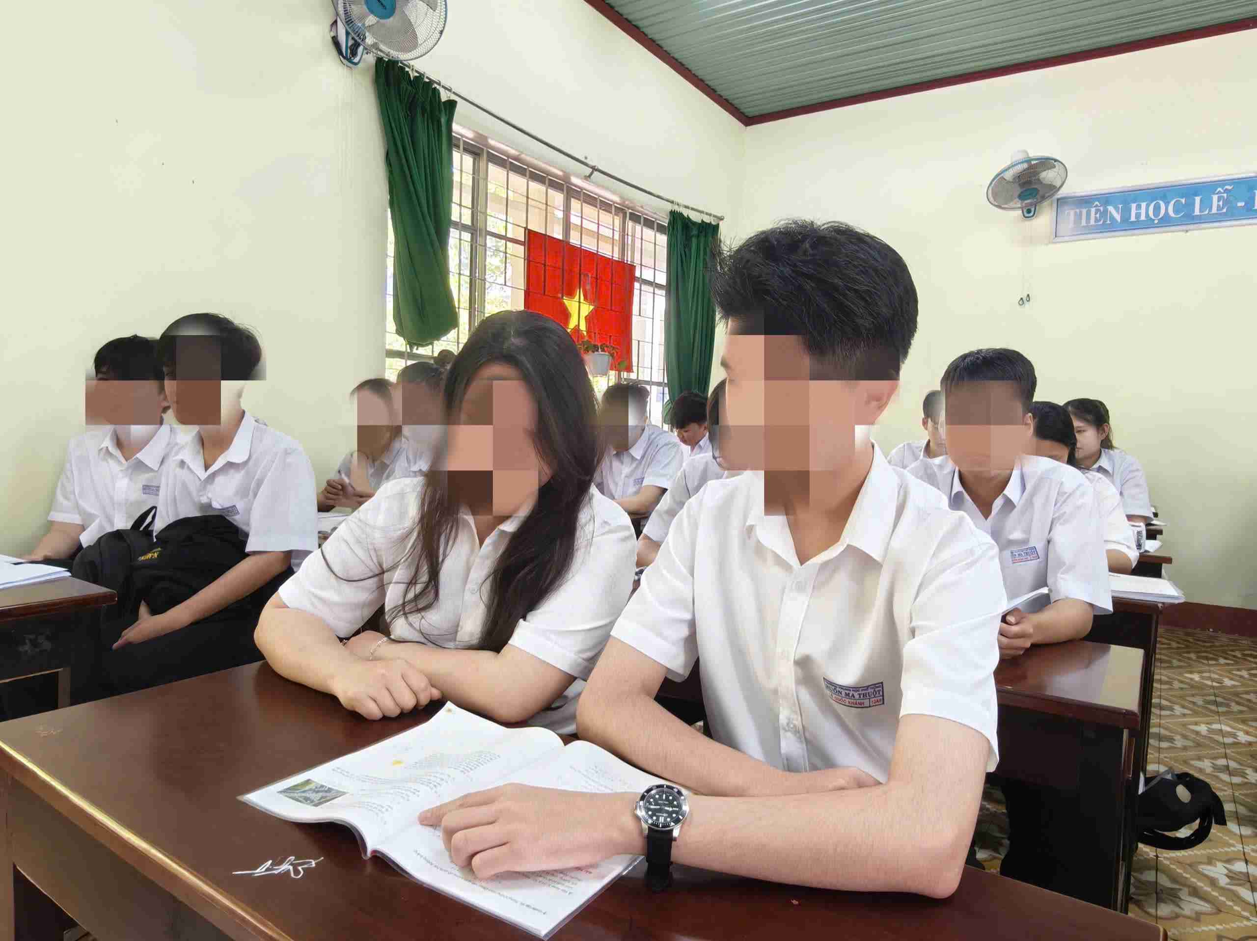 Làm rõ trách nhiệm khoản nợ hơn 14,4 tỉ đồng tiền dạy thêm giờ của giáo viên ở Đắk Lắk