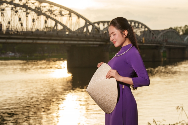 Việt Nam quá đẹp trong MV mừng Quốc khánh của Nguyễn Duyên Quỳnh