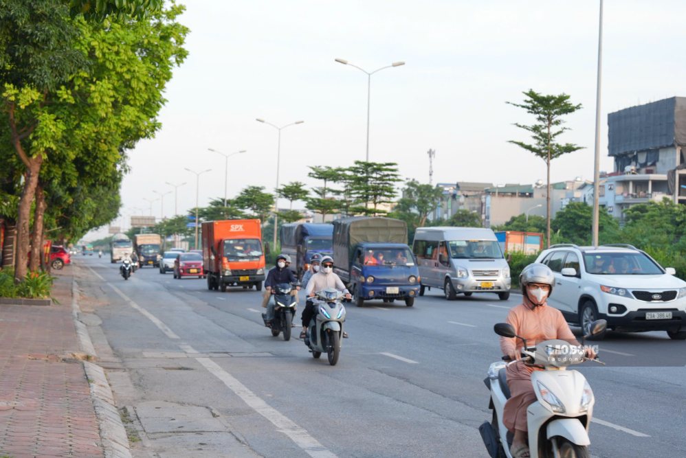 Lượng phương tiện đổ về Hà Nội tăng: Nơi ùn ứ, nơi thông thoáng
