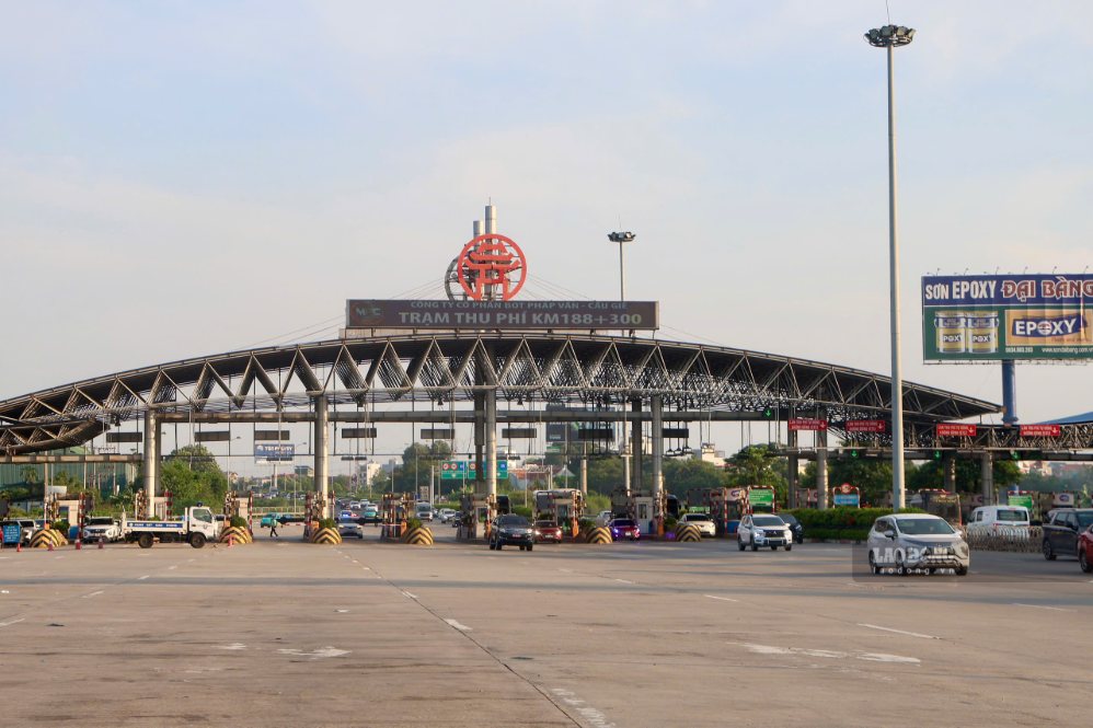 Lượng phương tiện đổ về Hà Nội tăng: Nơi ùn ứ, nơi thông thoáng