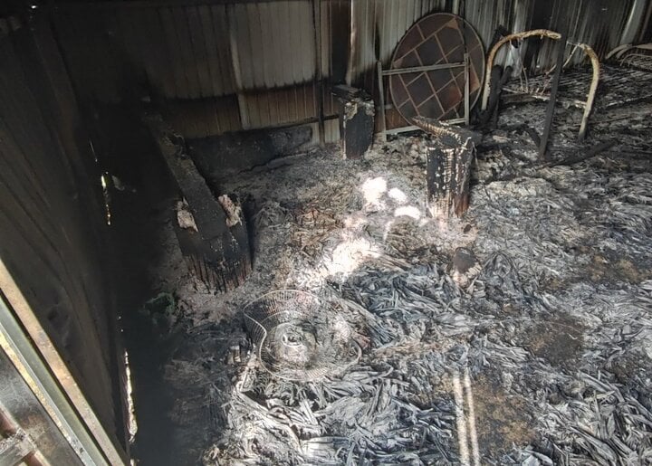 Chốt bảo vệ rừng ở Quảng Nam bị phóng hỏa, thiêu rụi trong đêm