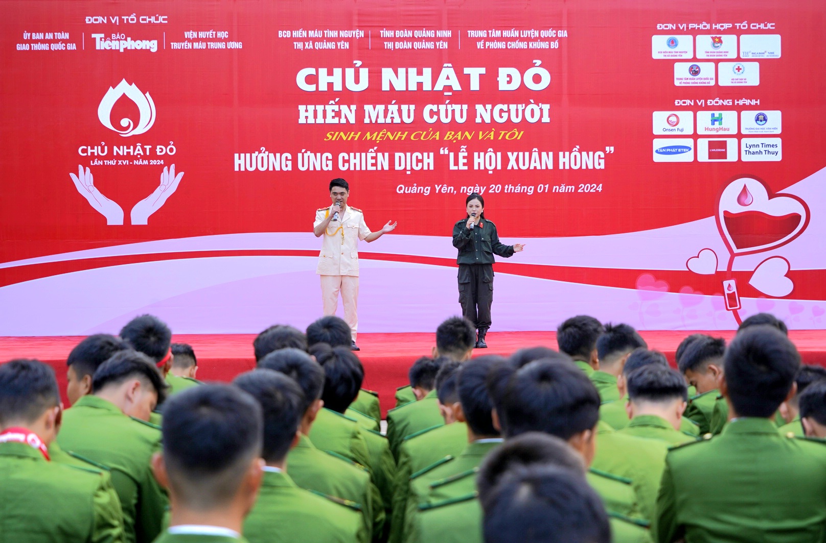 Chủ Nhật Đỏ tại 'lò luyện' phòng chống khủng bố đầu tiên của Việt Nam